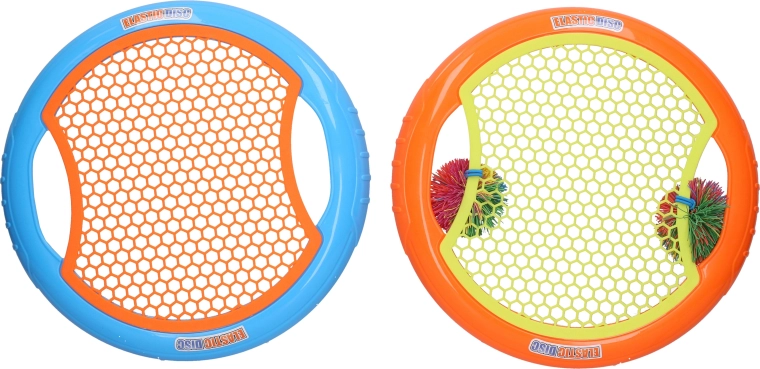 Throwing Game with Rebound Discs