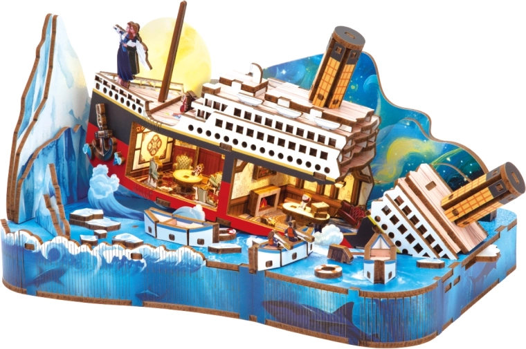 2Kids Toys 3D Wooden Puzzle Miniature Titanic Scene