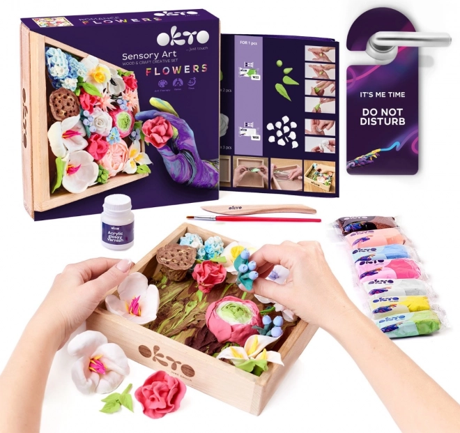 OKTO ROMANCE mākslinieciska DIY modelēšanas komplekts ziedi ar koka rāmi 21x21 cm