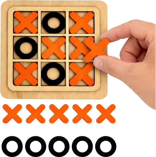 Koka stratēģiskā spēle “Tic-tac-toe”
