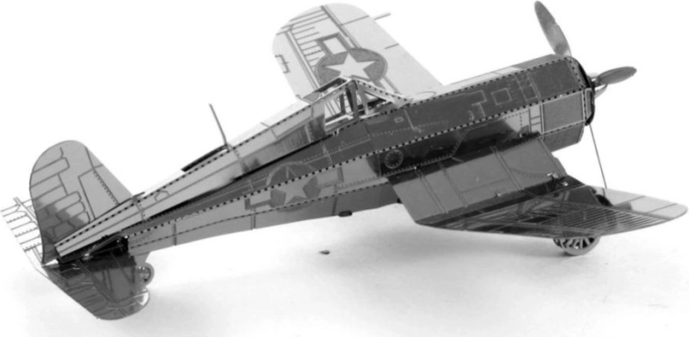 Reālistisks metāla izpildījums