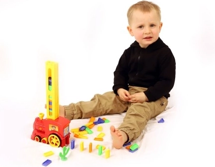 Krāsains komplekts radošai spēlei