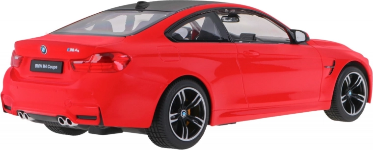 Reālistisks BMW M4 izpildījums