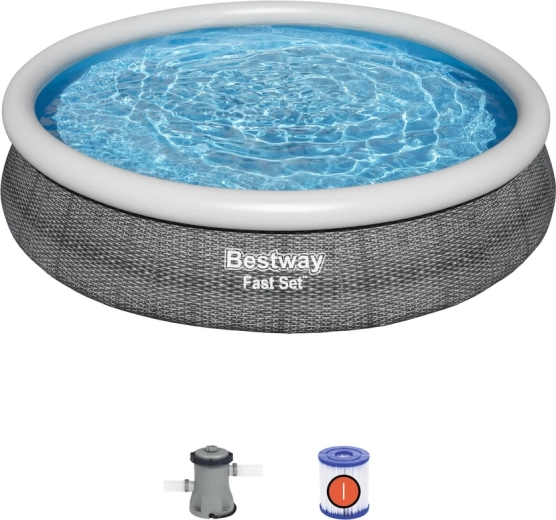 Tīrs ūdens, pateicoties komplektā esošajai filtrācijai