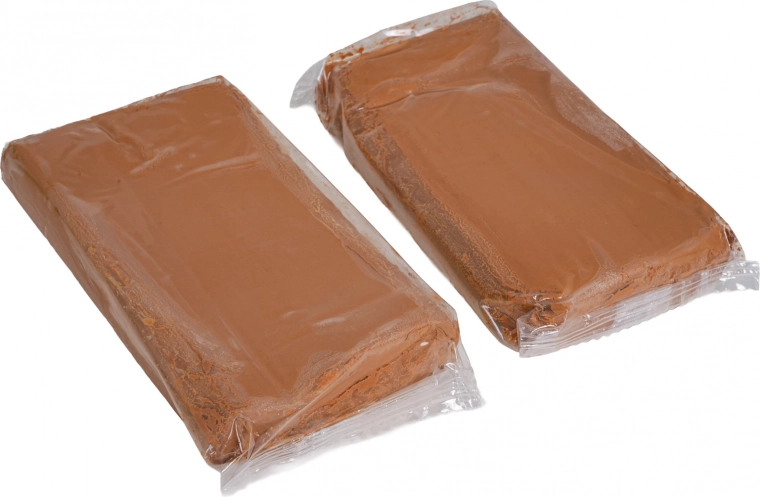 Divi māla iepakojumi gatavi modelēšanai