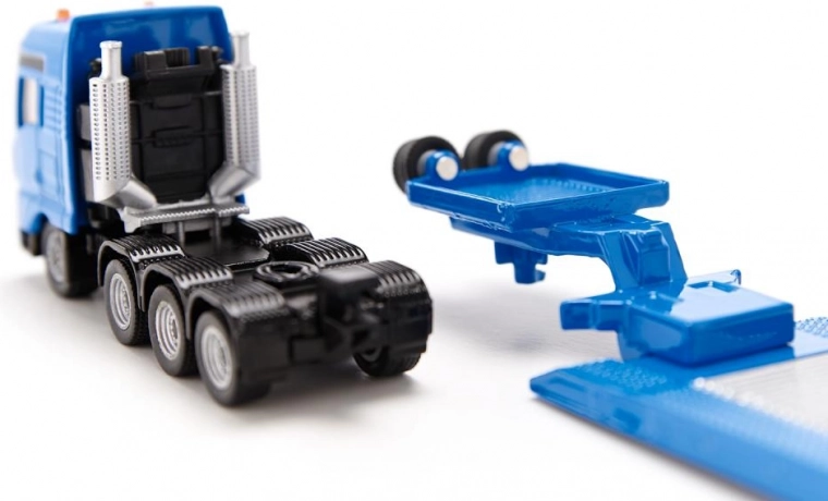 Stable driving on rubber wheels