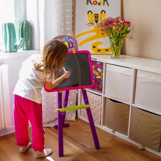 Practical shelf and easy maintenance