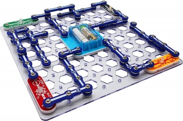 Taktika un sacensība 1–4 spēlētājiem