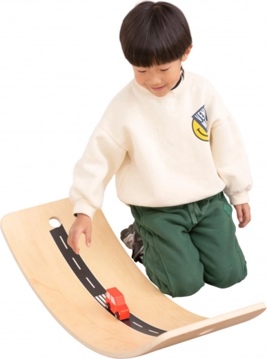 Auto ceļš tieši uz dēļa virsmas