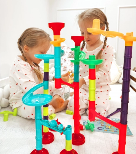 Attīsta motoriku un loģisko domāšanu