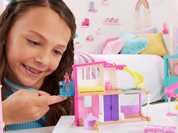 Interaktīva rotaļa ar liftu un atveramiem elementiem