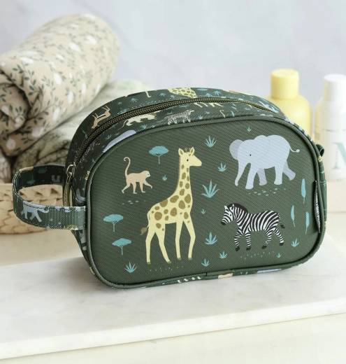 Practical handle and zipper