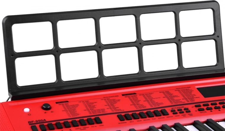 61 taustiņš, 200 toņu un 200 ritmu