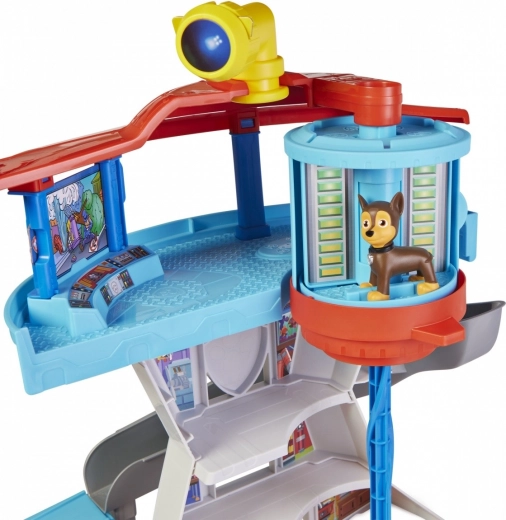 Tornis, komandcentrs