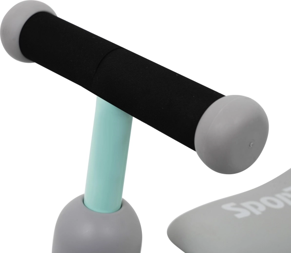 Ērts sēdeklis un mīksti rokturi