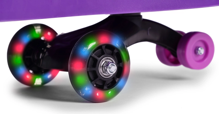 LED riteņi lielākai izklaidei un drošībai