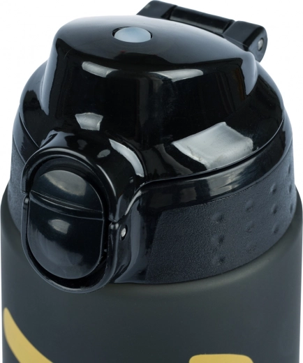 Necaurlaižams, nofiksējams vāciņš