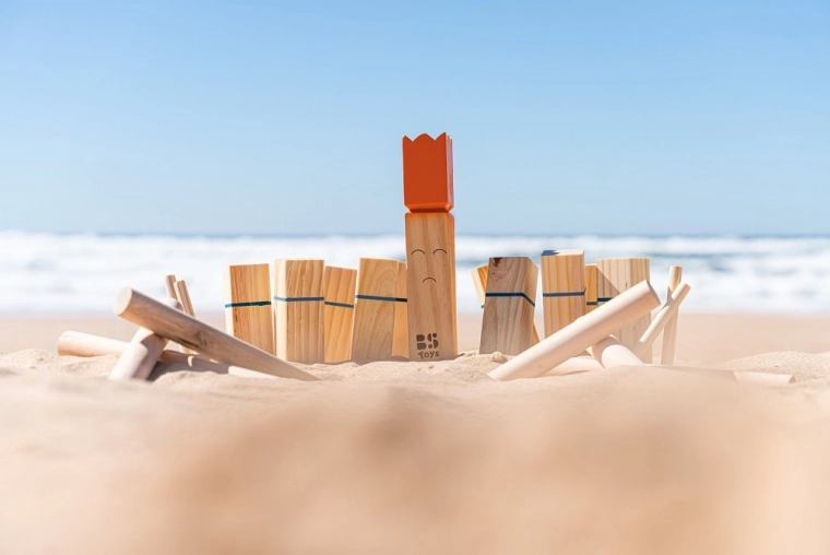 Izklaide parkā, dārzā un pludmalē