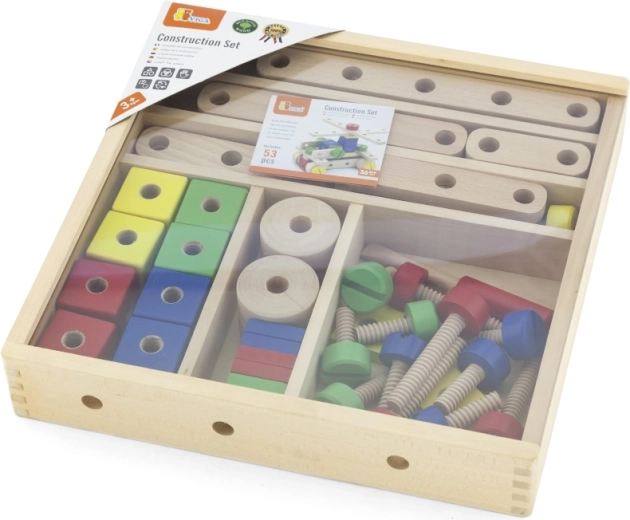 Pārskatāma uzglabāšana koka kastē