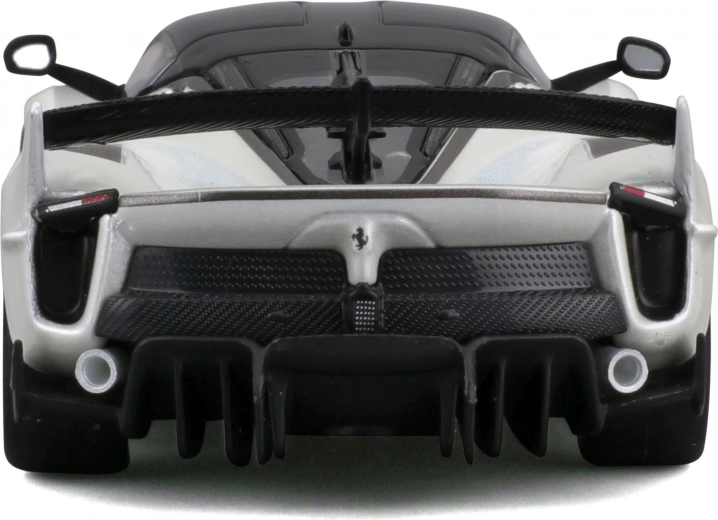 Precīzas virsbūves detaļas