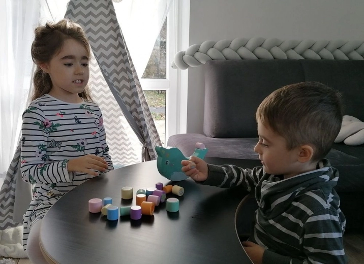 Kvalitatīvs koks, pasteļtoņi