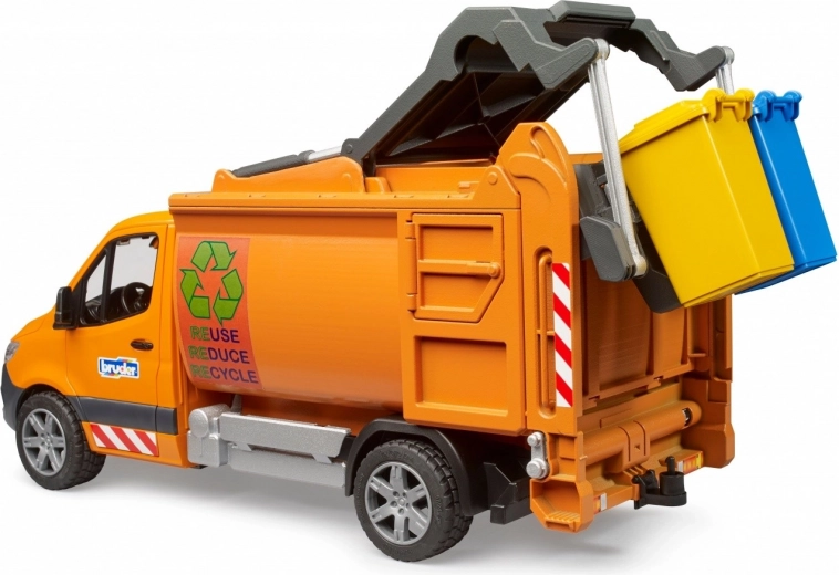 Reālistiska mehānika konteineru iztukšošanai