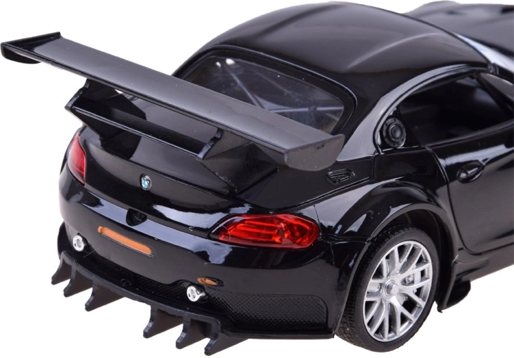 Gumijas riepas un aizmugurējā piedziņa