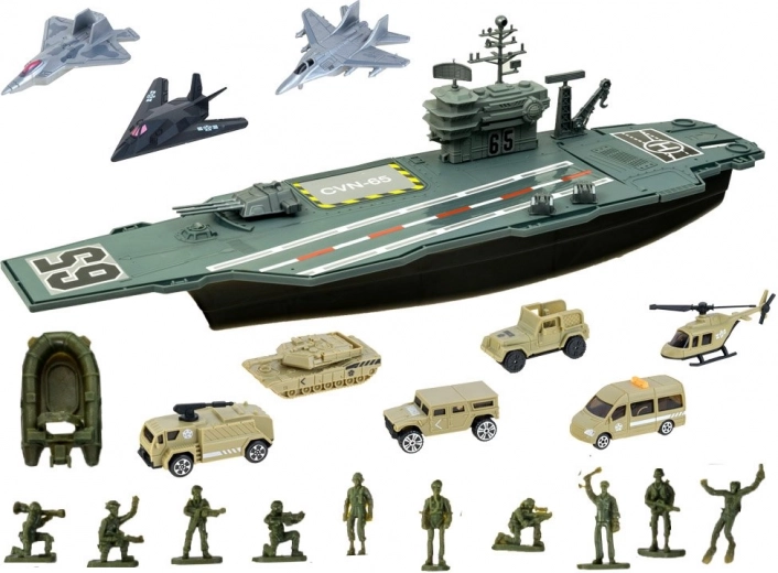 Bagātīga militārā komplektācija vienā komplektā