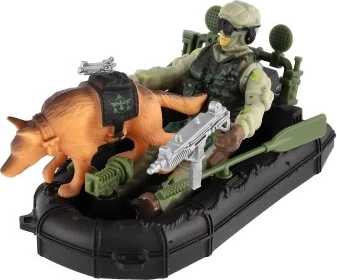 Kareivja figūriņa ar ekipējumu un ieročiem