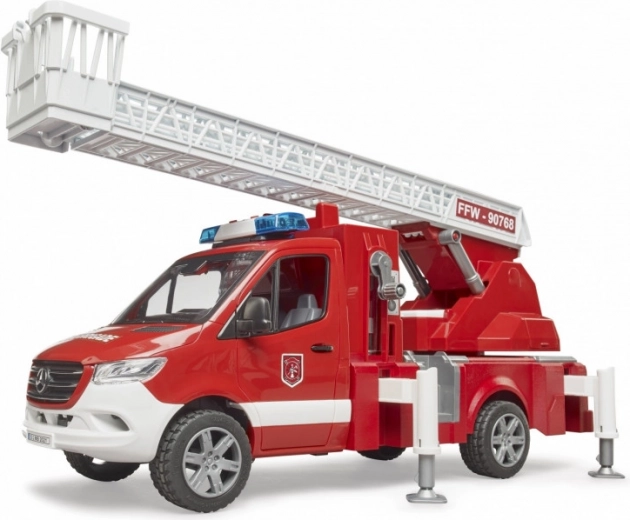 Izvelkamas un rotējošas kāpnes