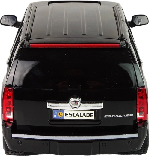 LED gaismas un motora skaņa