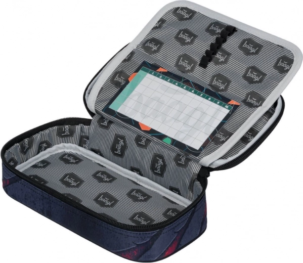 Stingra konstrukcija ar pārsegu