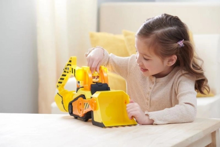 Veicina radošumu un motoriku