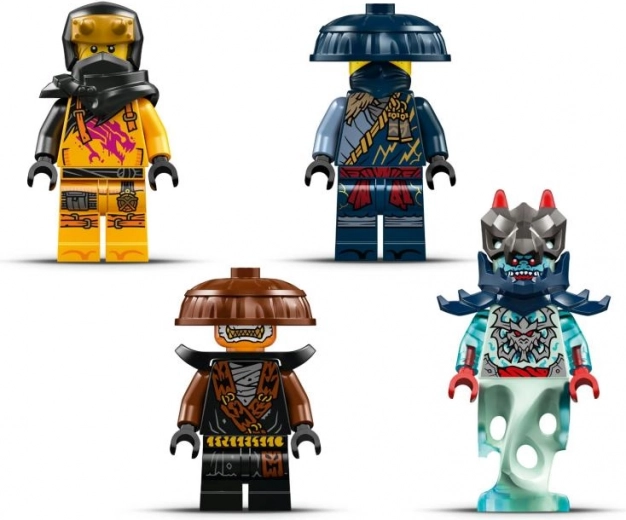 Četras minifiguras un slepena ziņa