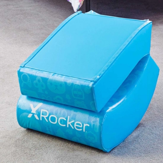 Foldable and lightweight for easy storage