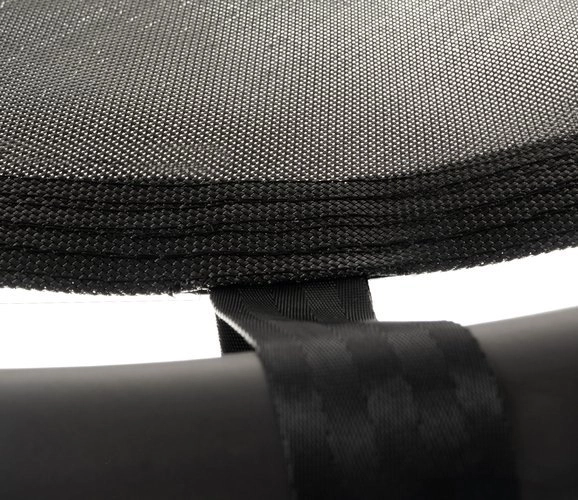 Plata un ērta sēdvirsma