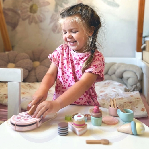 Bagātīgs komplekts ar 34 detaļām