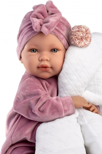 Reālistiskas detaļas un mīksts mīļošanās komforts