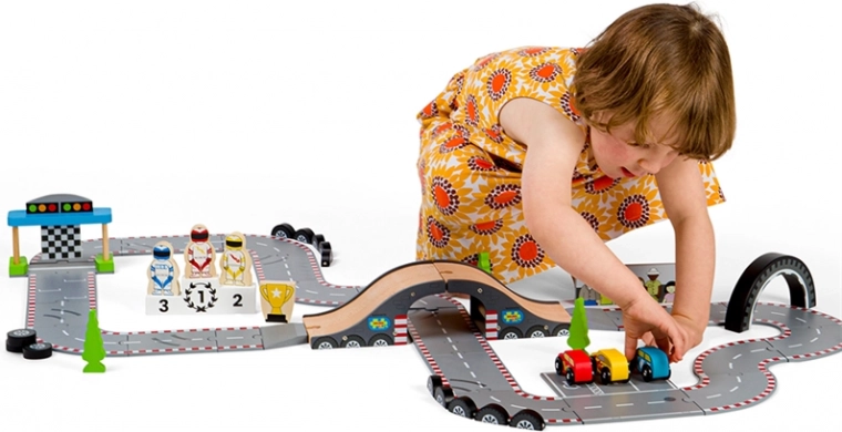 Veicina radošumu un prasmes