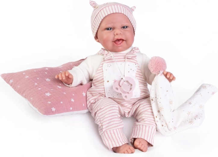 Mīksts auduma ķermenītis un maigs apģērbs