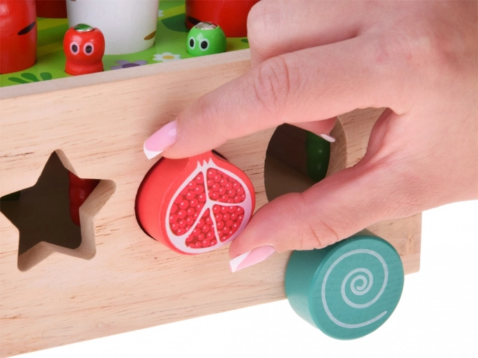 Krāsainu augļu formu šķirošana