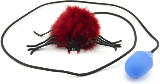 Lēkā, kad nospiež pumpīti