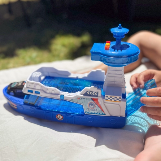 Atveramas klājas un aizmugures rampa