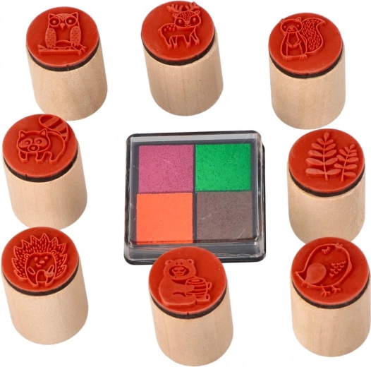 Kvalitatīvs koka zīmodziņš ar skaidru nospiedumu