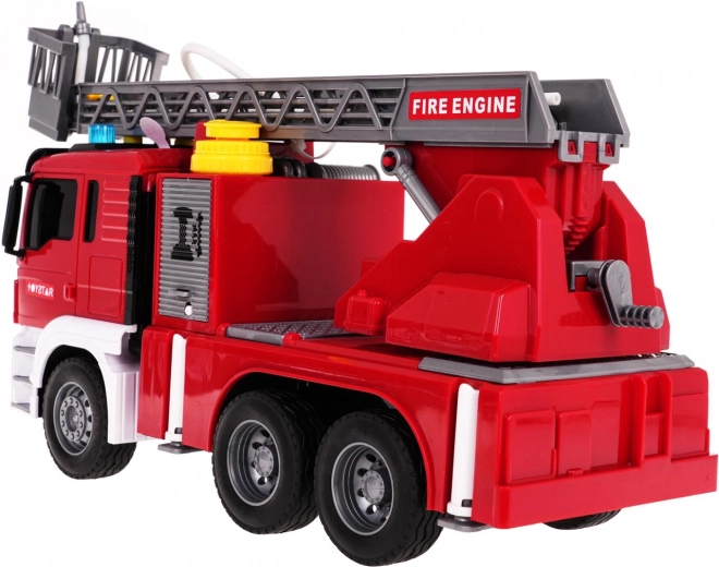 Izvelkamas kāpnes un 360° strēle