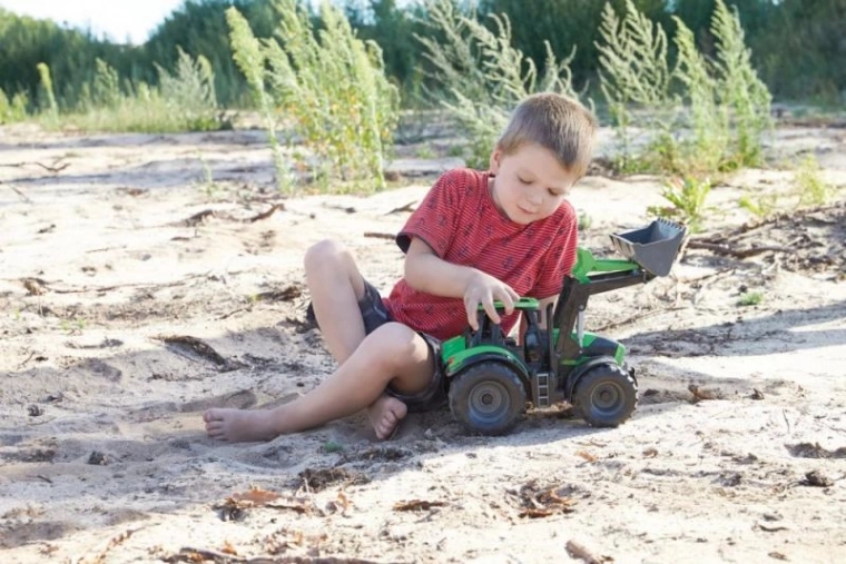 Izturīgs sabiedrotais smiltīm un dārzam