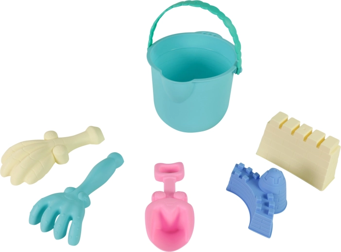 Universāli rīki smilšu kastei