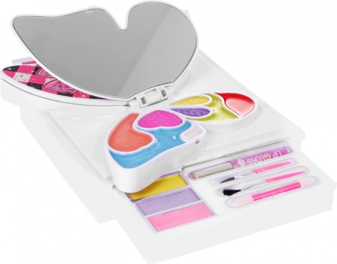 Viss pa rokai un gatavs spēlei