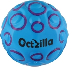 Lielisks atsitiens un dinamiska izklaide