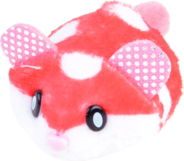 Interaktīvs kāmītis uz braukšanas trases